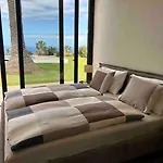 Max * Santa Úrsula